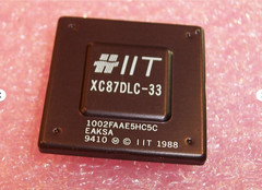 QTY (2) XC87DLC-33 IIT 68 PIN PGA PACKAGE 32 bit 33 MHz MICROPROCESSOR NOS