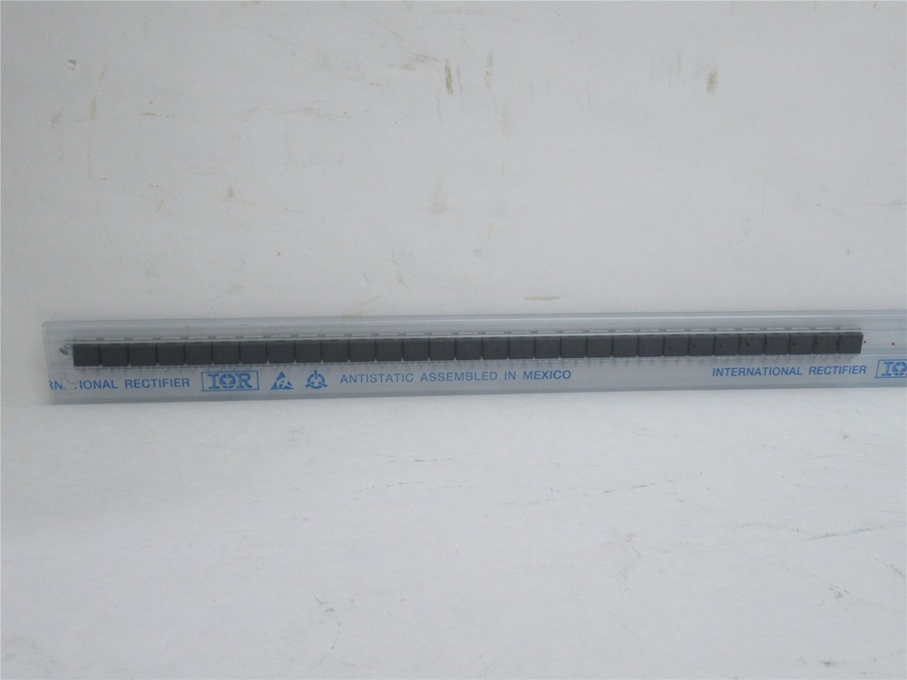 232602 New In Box; Vishay IRL620S Lot-30 Mosfets N-Channel 200V; 5.2A