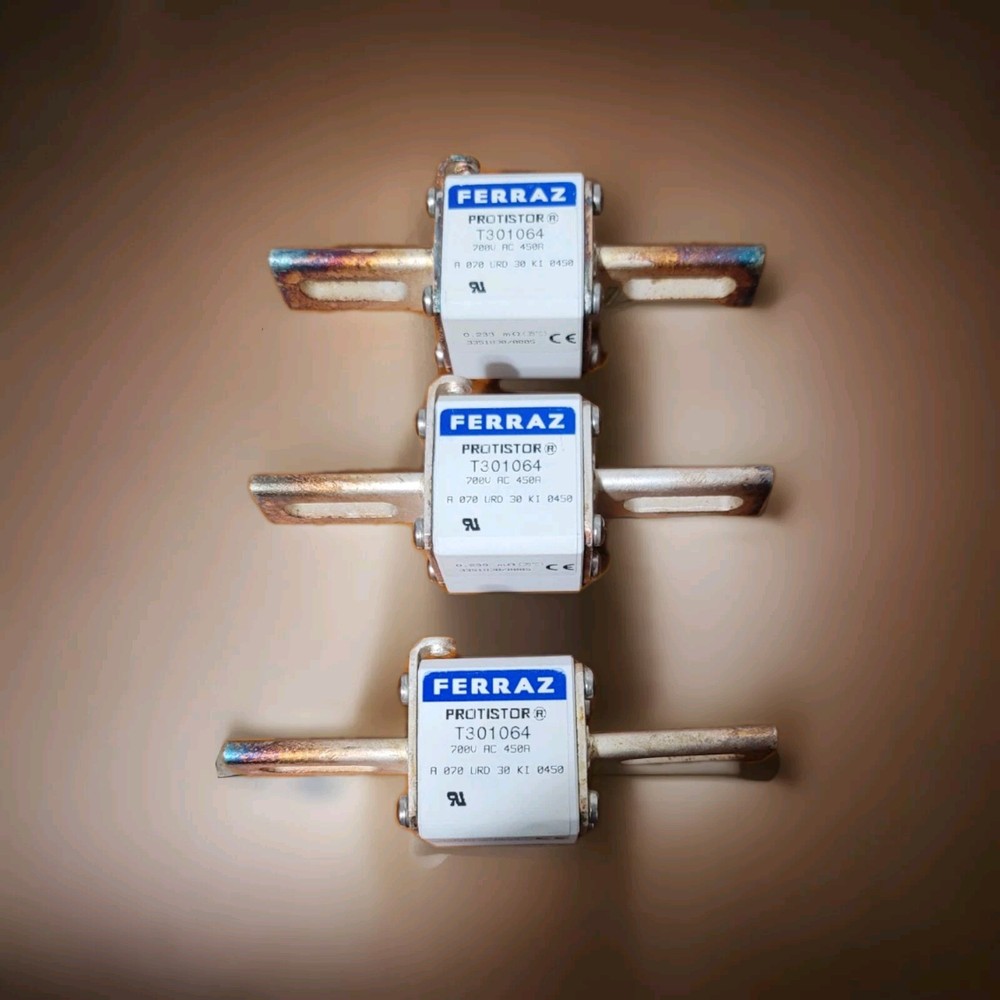 Mersen Ferraz Protistor Semiconductor Fuse T301064 700V AC 450A Lot of 3 !
