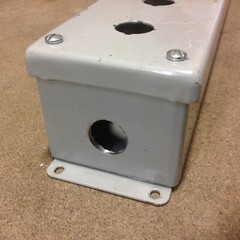 industrial machine press 8 swirch hoffman enclosure E8PBG metal 21 x 3 x3 used