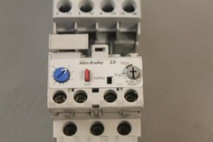 ALLEN BRADLEY 100-C09*10 SER A CONTACTOR 193-EAEB SER B OVERLOAD RELAY
