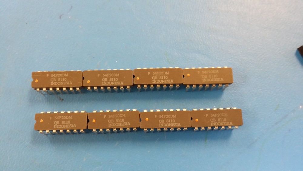 (4 PCS) 54F20DMQB FSC NAND Gate 2-Element 4-IN Bipolar 14-Pin CDIP