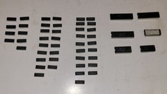 Lot of 51 microchips KM4164B-15, MN4164P-15A, MCM6256AP12, D8259AC-2