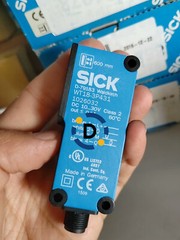 New SICK WT18-3P431 1026032 Photoelectric Sensor