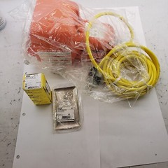 531-SWHOXG Line Master Hercules Foot Switch, & HBL4710 Outlet & Plate