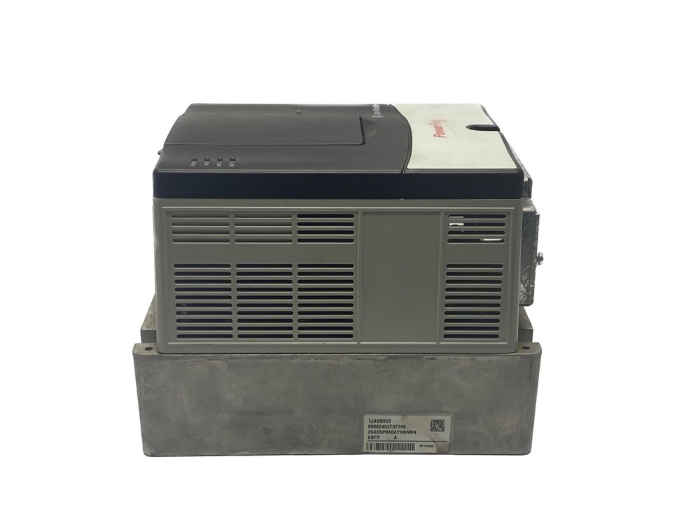 NOS Allen Bradley PowerFlex 70 480VAC 3 Phase 5A 3HP Variable Frequency Drive