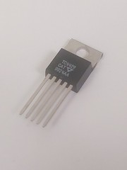 Microchip TC4429CAT 6A Inverting MOSFET Gate Driver TO-220-5 NOS Lot 1
