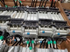 Lot Of (5) SIEMENS 8USI 061-6NA00 BUS BAR ADAPTERS