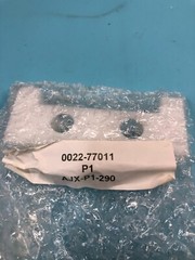 AMAT 0022-77011 INSULATOR CAP, BRACKET, 152981