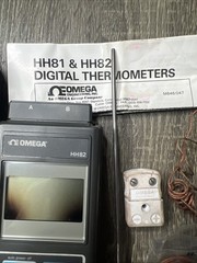Omega Engineering HH82 Digital Thermometer Tested Works W/Case + Manual + Probes
