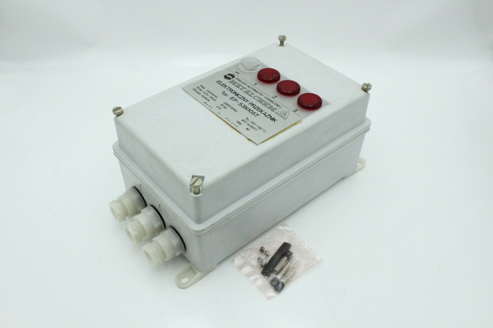 METALCHEM EP-53N105T Elektronisches Relais 220V 50Hz IP55 5A