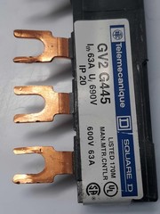 Telemecanique GV2 G445 Square D 3-Pole 4-Position Busbar 600V 63A
