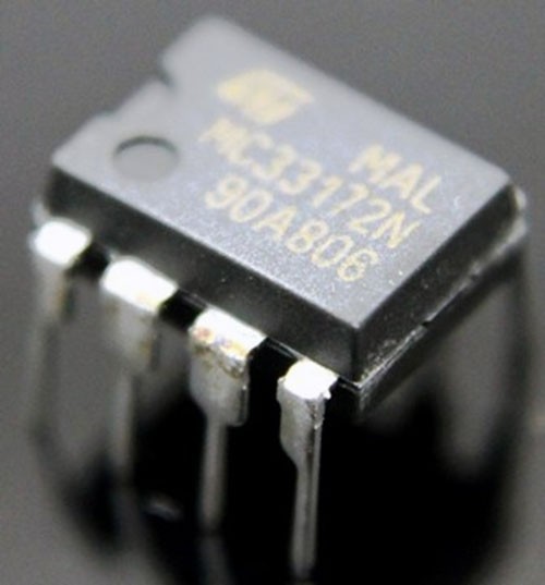 MC33172N Dual Bipolar Operational Amplifier – Lot of 5