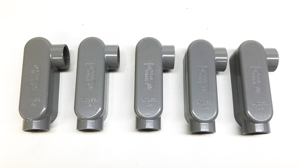 Cooper Crouse-Hinds 1” Conduit Bodies LR35 [Lot of 5] NOS