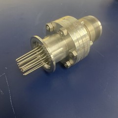 Electrical Vaccum Feedthrough 20-Pin 2.75 CF Flange Incl KF-40 Adaptor & Cable