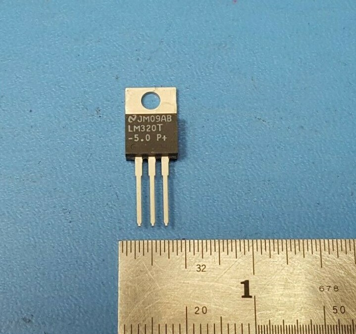 IC, LM320T-5, NSC, 5V FIXED NEGATIVE REGULATOR, 1.5A, TO220-3 ( 3 Pcs)