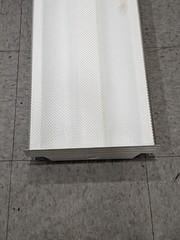 Coronet Fluorescent Wrap Fixture, 2′, 2-Lamp, T8, 17W, 120V CA217MV