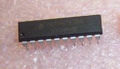 QTY (18) MC74HCT573AN MOTOROLA 20 PIN DIP 3-STATE OCTAL D-TYPE LATCH NOS 1 TUBE