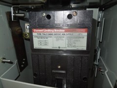 GE AC34LC1G 40A 3ph 3W 480V Ground Armor Clad Breaker Type Flex-A-Plug Busplug