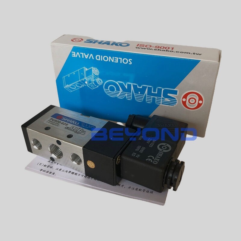 1PCS New For SHAKO Solenoid Directional Valve PU520-02S DC24V/AC220V/110V