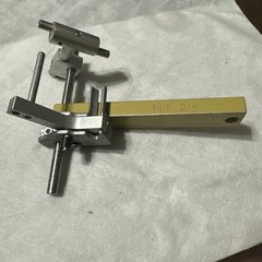 AD-1319 AT-1319-24 Holding Fixture Mfg: Raychem Condition: Used