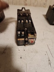 LOT OF 8 ALLEN BRADLEY 700-P400A1 /B RELAY 10A 600VAC 700-P200A1 Bulletin 700P