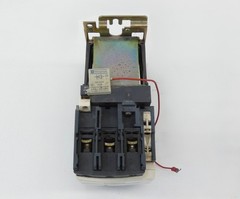 Telemecanique Schneider Electric LC1-D80 LP1-D8011 Contactor 3P 125A LA4