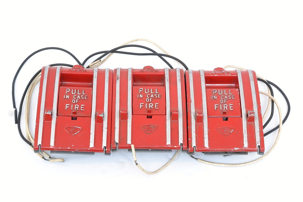 3 Edwards General Signal 270A-SP0 Fire Alarm Pull Station Non-Coded