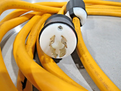 Southwire Seoprene Plus (TM) Connector Cable 10AWG, 600V W Hubbell HBL2431 Plug
