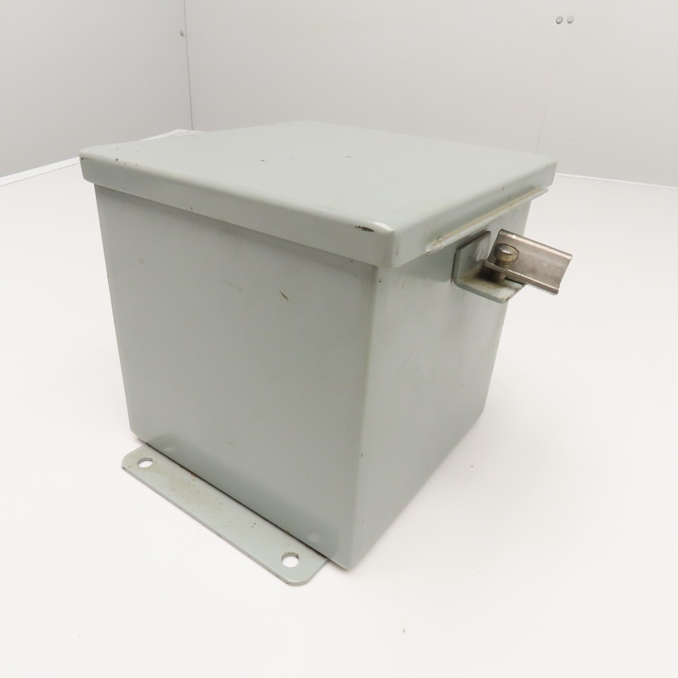 TAC 6″ x 6″ x 6″ Electrical Enclosure Box Type 12,13 W/ Backplate