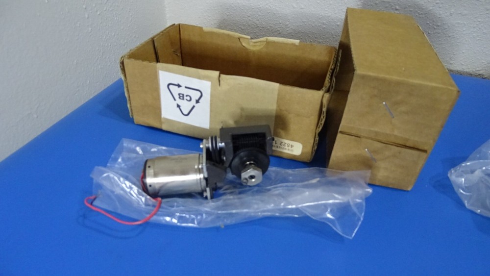 ESCAP / Motor Ref: 28L1R TYPE 452212501382 (B752)