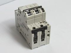 SIEMENS CIRCUIT BREAKER 5SY6201-7 5SY62 MCB C1 1 AMP A 1A 400V W/ AUX 5ST3010AS