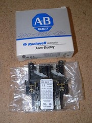 New Rockwell Automation by Allen-Bradley 195-BA10 Auxiliary Switch