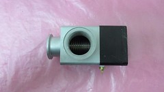 VARIAN L6382-703 NW-40 PNEUMATIC VALVE, VACUUM ISOLATION ANGLE 402401