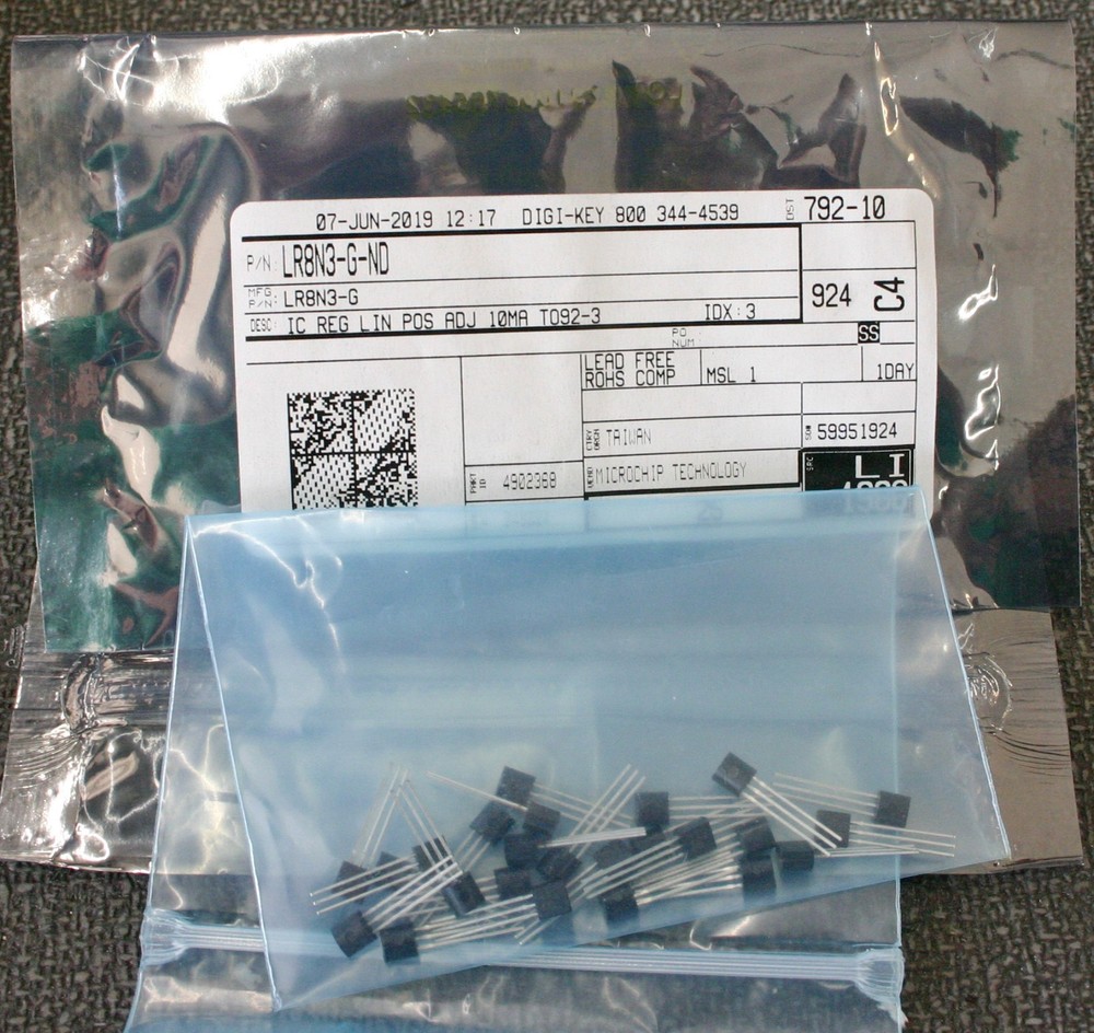 24 Pieces Microchip Technology LR8N3-G TO-92 Linear Voltage Regulator New