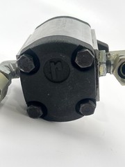 Ronzio Gear pump 02ZCG17N438D Hydraulic Oil Pump + Fittings