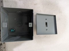 ARROW HART AHN1GD2D MOTOR CONTROLLER 6810-126 TYPE 1 ENCLOSURE