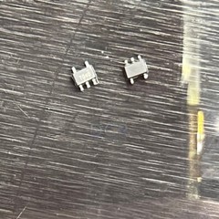 New Old Stock Fairchild NC7ST04P5X 5-Pin Logic HST Inverter CMOS TTL Compatible