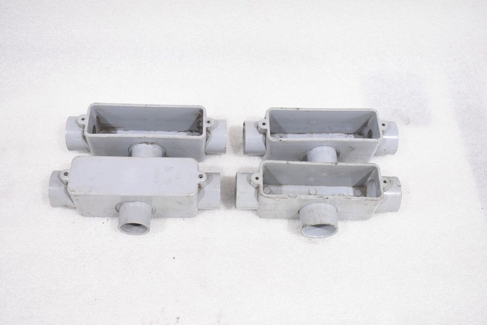 CARLON E983E CONDUIT T-BODY 3/4″, 12.0 CU.IN. PVC (LOT OF 4)