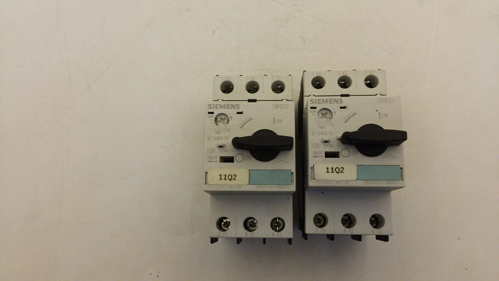 SIEMENS 3RV10211KA10 CIRCUIT BREAKER MOTOR PROTECT 9/12.5AMP 400/690VAC LOT OF 2