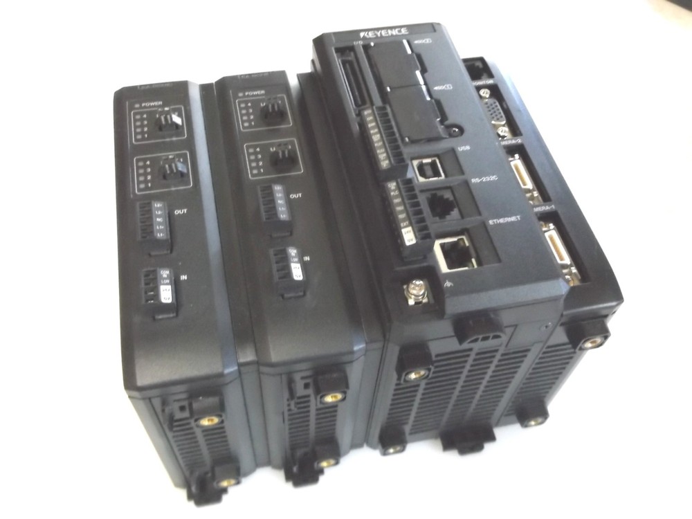 Keyence XG-7002P Camera & Lighting Control Console w/ 2 Modules