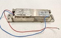 Locknetics 280+ Magnetic Lock 12/24vdc ( Untested, Unknown Condition).