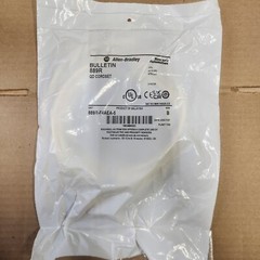 New Allen Bradley 889R-F4AEA-5 | QD Cordset | 4 PIN AC MICRO STRAIGHT 5 METER