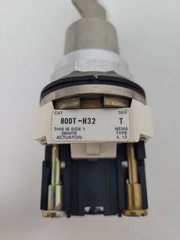 800T-H32 Allen-Bradley Selector Switch w/ Key – Next Day Option