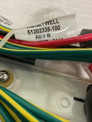 NEW Amphenol/ Honeywell 51403896-200 Busbar Electronic Connectors Distribution