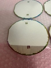 125 MM PATTERNED SILICON WAFERS, LOT OF 6