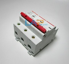 1PCS NEW FOR Circuit Breaker DZ47-125 3P 3-phase switch 63/80A/100A/125A