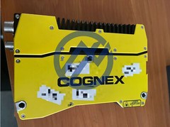 used L4300 COGENX 3D line-scanning camera Express DHL