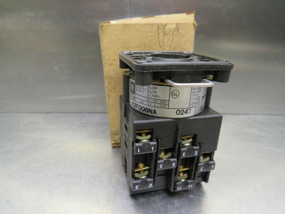 Telemecanique K2F006NA Class 9003 Switch