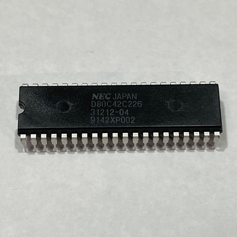 Lot of 9 NEC JAPAN D80C42C226 IC MICROCONTROLLER DIP40 LEGACY 31212-04C